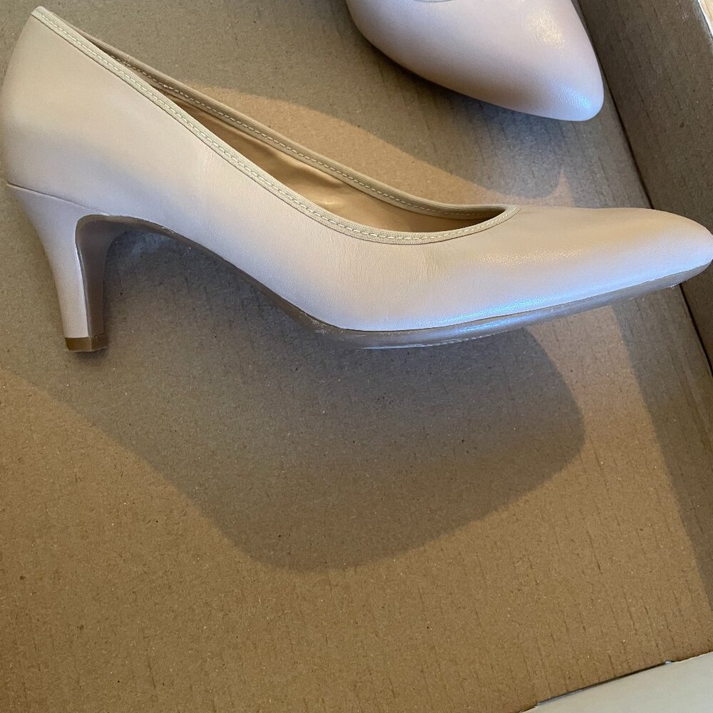Naturalizer Dressy Pump- $25